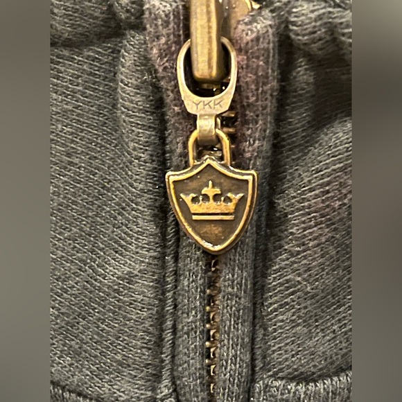 Disneyland Resort Men’s 1/4 Zip Pullover Sweater Embroidered Crest Black Large - Picture 3 of 9